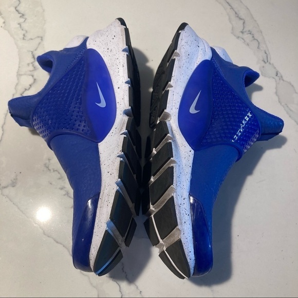 NIKE Sz 8 Sock Dart Sneakers Electric Blue Pull On Sneakers  NWOT - Picture 4 of 13